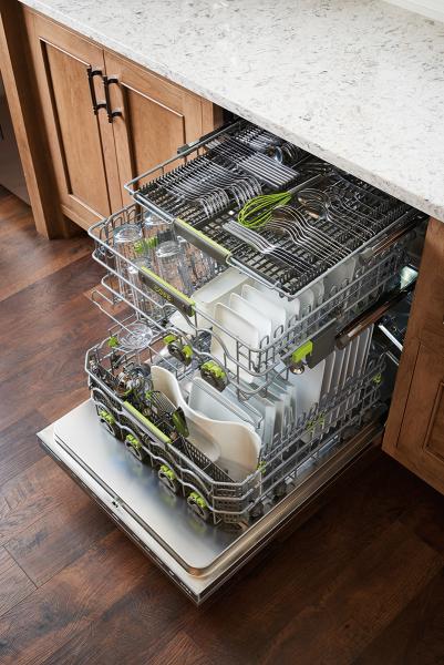 Sub-Zero/Wolf Cove dishwasher