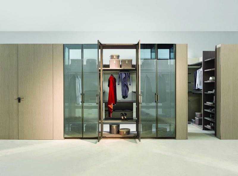 Ornare Crystal Case closet