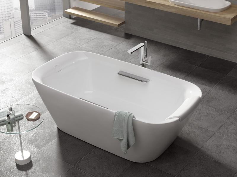 TOTO USA neorest freestanding tub